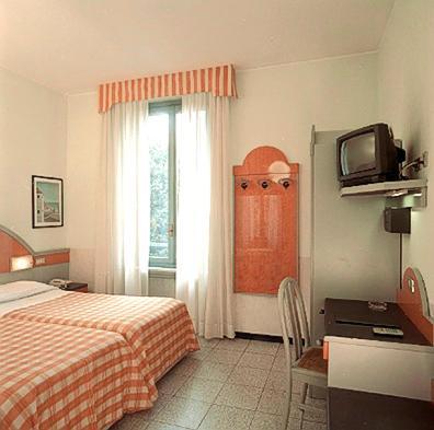 Hotel Mazzini Letojanni Exterior photo